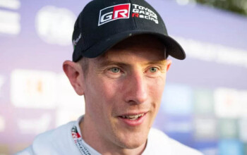 Преимущество Эванса в чемпионате WRC увеличилось после штрафов на Ралли Акрополис в Греции