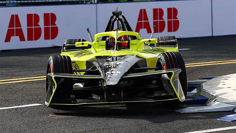 Деннис возглавил дубль «Andretti» в квалификации E-Prix Санья