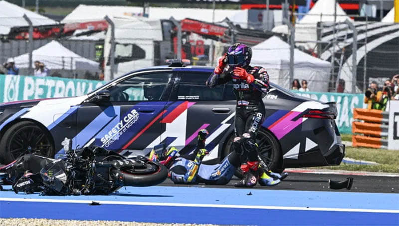 martin aprilia crash hungariangp race1 martin aprilia crash hungariangp race1