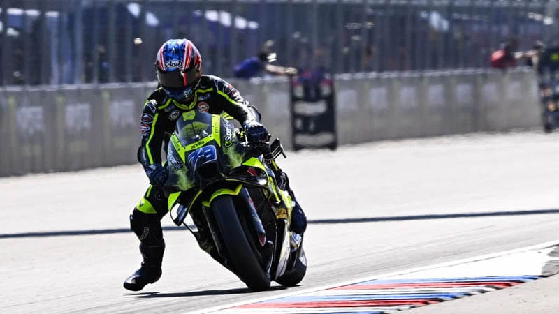 Огура c рекордом круга завоевал свой дебютный поул MotoGP в Брно