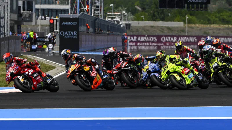 Марк Маркес выиграл Гран-при Венгрии, Мартин уничтожил «Aprilia»