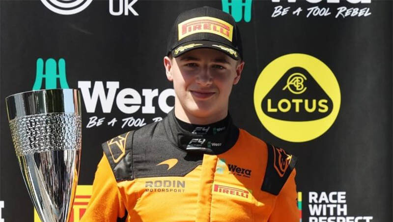 «Verstappen Racing» переманила юниора «McLaren» в свою академию пилотов
