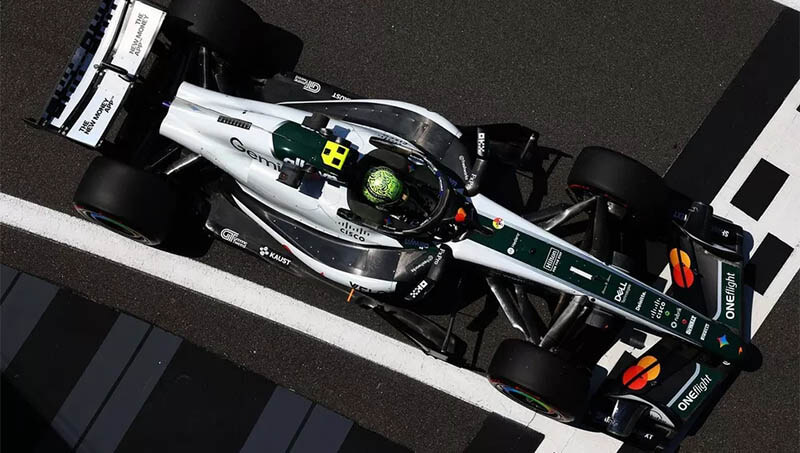 Почему «McLaren» не использует новый силовой агрегат «Mercedes» в Сильверстоуне