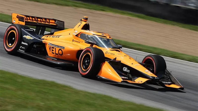 Лундгор завоевал поул для гонки IndyCar в Мид-Огайо