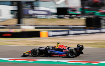 tsolov campos race sprint silverstone britishgp f2