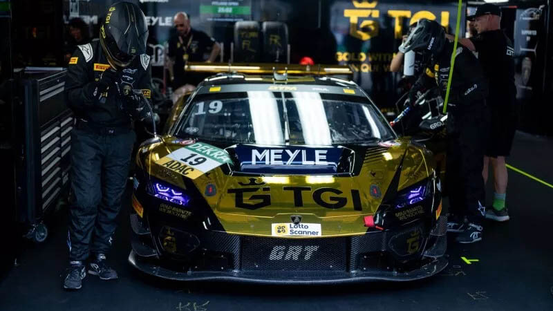 «GRT» подтвердила участие второй «Lamborghini» на Нюрбургринге: кто заменит Пауля?