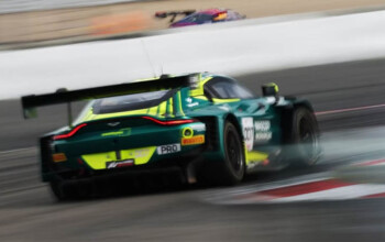gtwc race nurburgring comtoyou racing aston martin