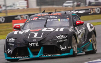 Mostert Coulthard supercars race the bend