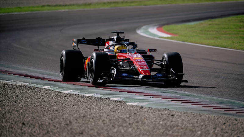 Хэмилтон и «Ferrari» провели тесты для Pirelli в Имоле — «Racing Bulls» на очереди