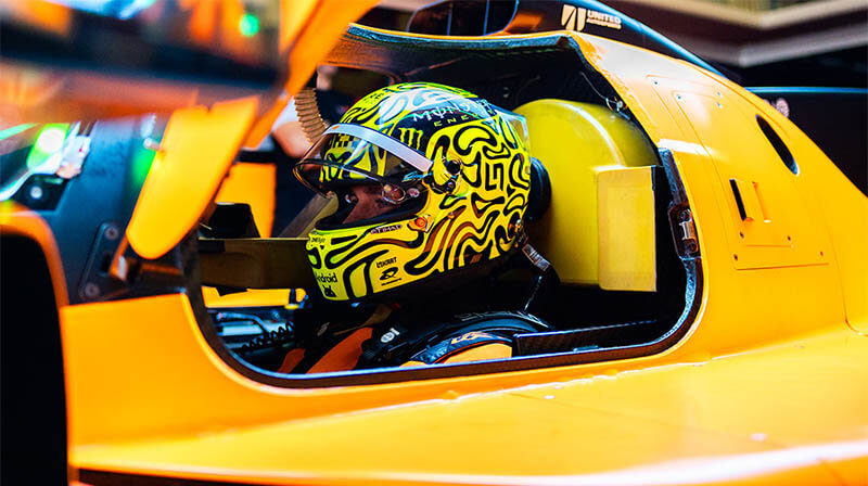 Норрис протестировал гиперкар «McLaren» в Портимао