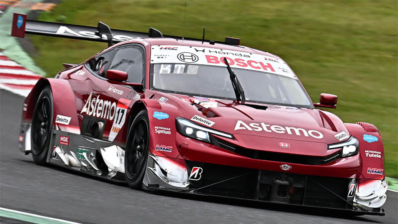 «Real Racing Honda» прервала засуху побед в хаотичной гонке Super GT в Суго